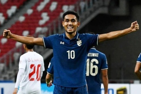 Hủy diệt Myanmar 4-0, Thái Lan vươn lên đầu bảng ở AFF Cup 2020