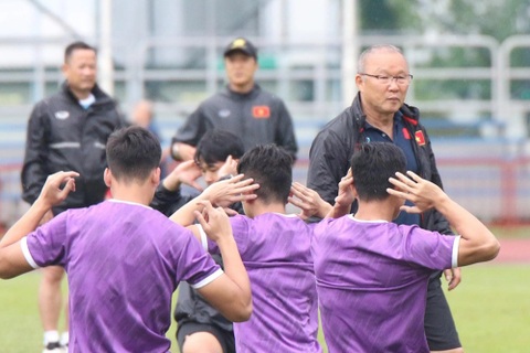 HLV Park Hang Seo đặt kỳ vọng lớn vào Quang Hải, Công Phượng