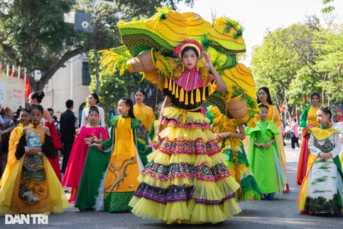 Hanoi Autumn Festival postponed to October