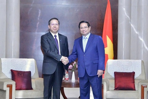 Prime Minister calls on Chinese enterprises to invest in Vietnam