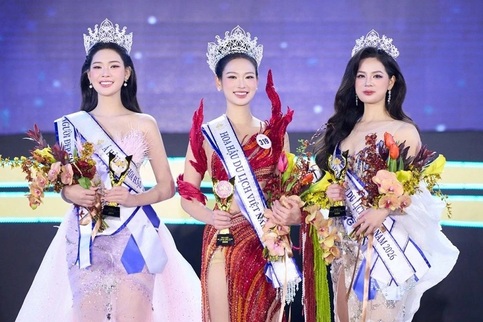 Hanoi girl crowned Miss Vietnam Tourism 2026