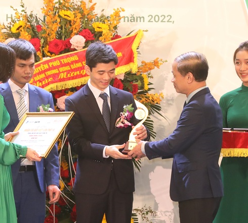 VNPT Technology giành cú đúp giải thưởng Nhân tài Đất Việt lần thứ 16