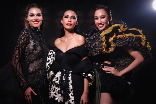 Đoàn Hồng Trang rạng rỡ bên Hoa hậu Trái đất và Hoa hậu Toàn cầu