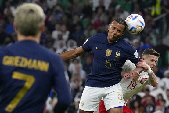 Pháp 0-0 Ba Lan (hiệp 1): Bỏ lỡ không tưởng