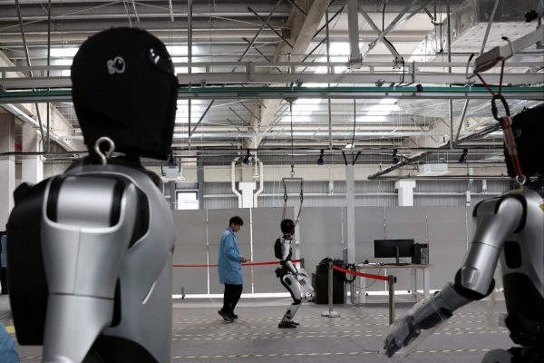 Trung Quốc: “Đội quân” gần 300.000 robot xoa dịu nỗi lo thiếu lao động
