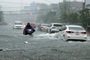 Heavy rain floods streets across Nghe An centre