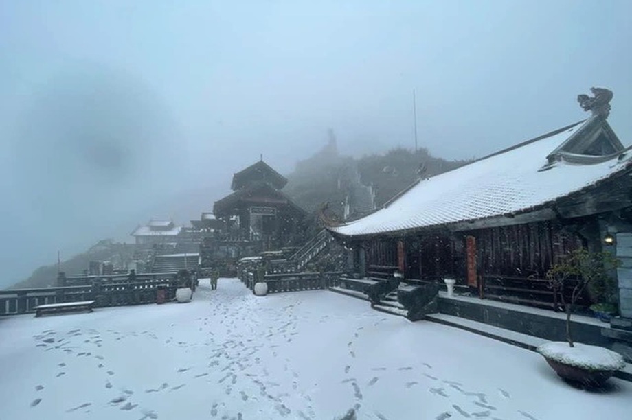 Nỗi ám ảnh về thời tiết cực đoan, dị thường chưa từng có ở Việt Nam