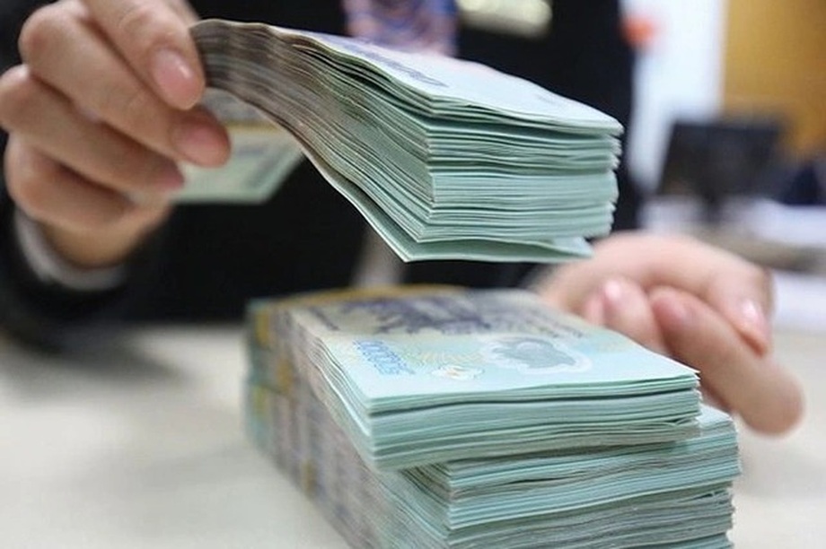 Vợ chồng cựu cán bộ công an giăng bẫy chạy biên chế