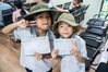 Dantri gives health insurance cards to children of 209 families in Bac Ninh